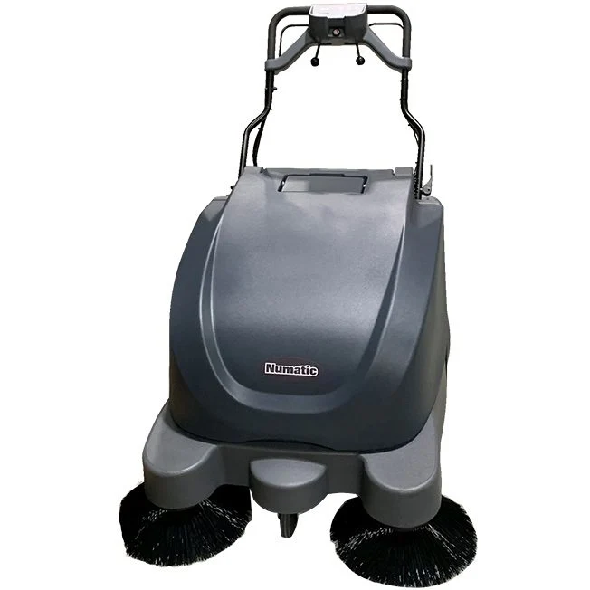 NUMATIC NU9 – Varredora de condutor apeado