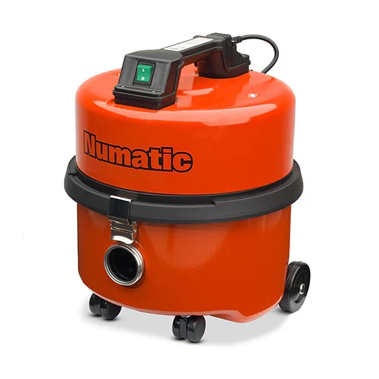 NUMATIC NQS250B – Aspirador Profissional com Corpo em Aço, Função de Sopro e Alto Desempenho de 780W